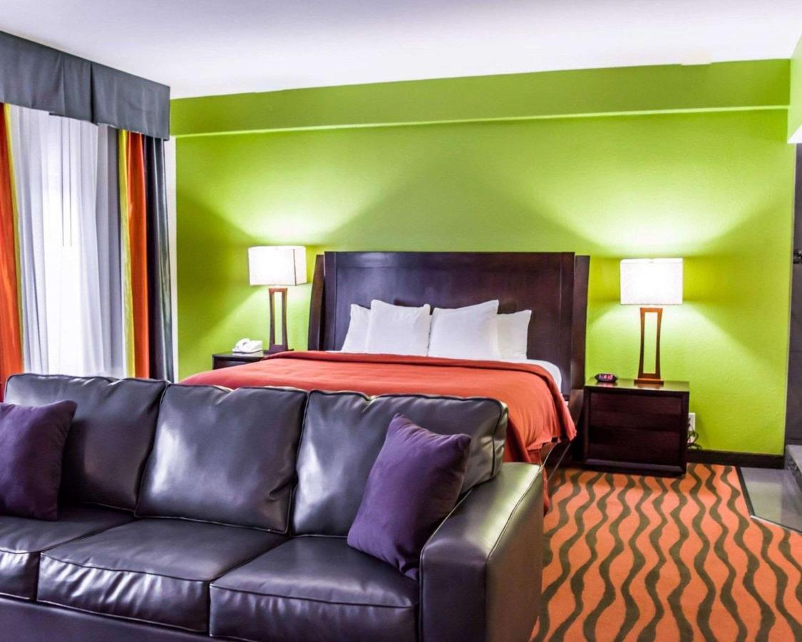 Quality Suites Fort Myers Airport I-75 Zewnętrze zdjęcie