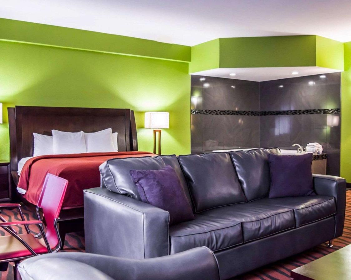 Quality Suites Fort Myers Airport I-75 Zewnętrze zdjęcie