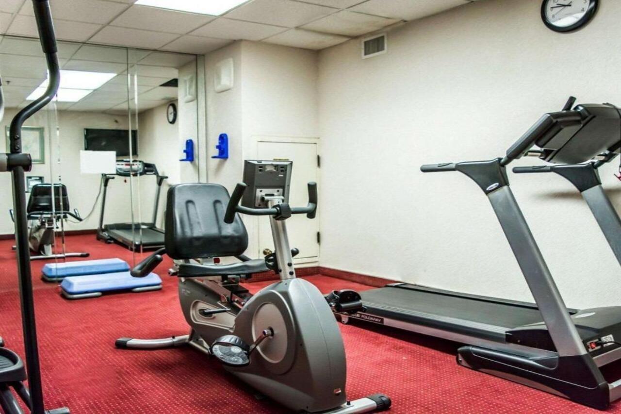 Quality Suites Fort Myers Airport I-75 Zewnętrze zdjęcie