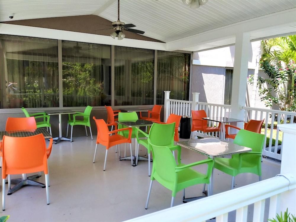 Quality Suites Fort Myers Airport I-75 Zewnętrze zdjęcie