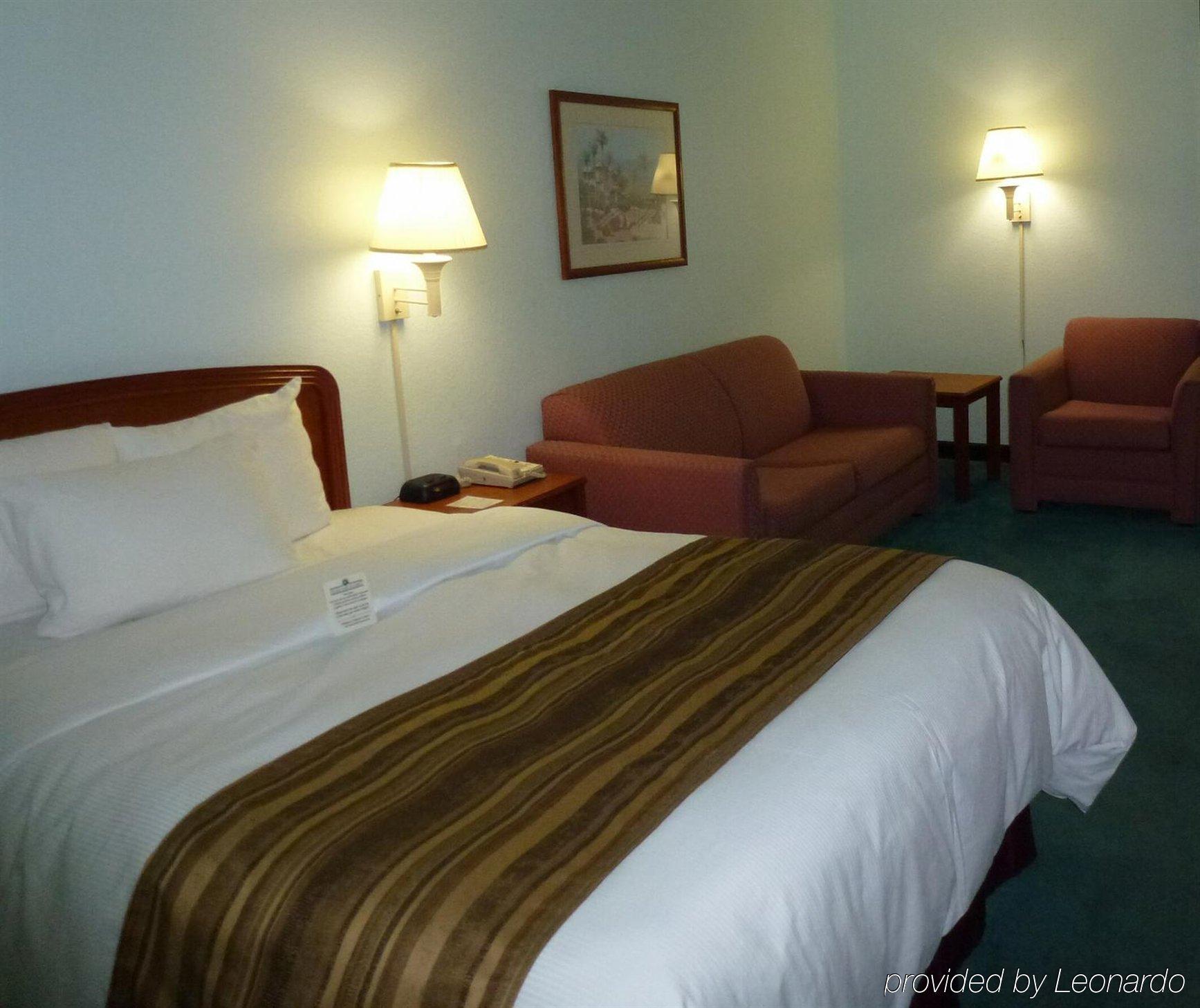 Quality Suites Fort Myers Airport I-75 Zewnętrze zdjęcie