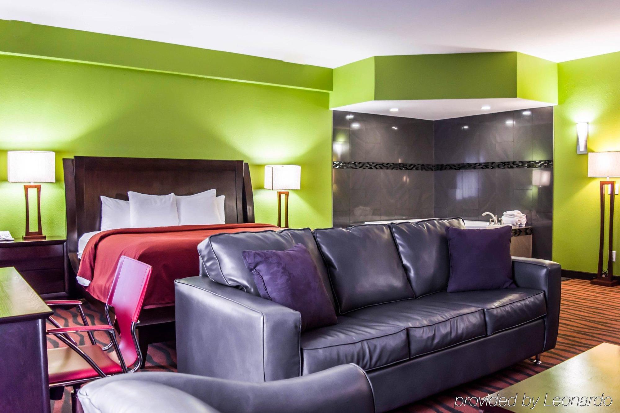 Quality Suites Fort Myers Airport I-75 Zewnętrze zdjęcie