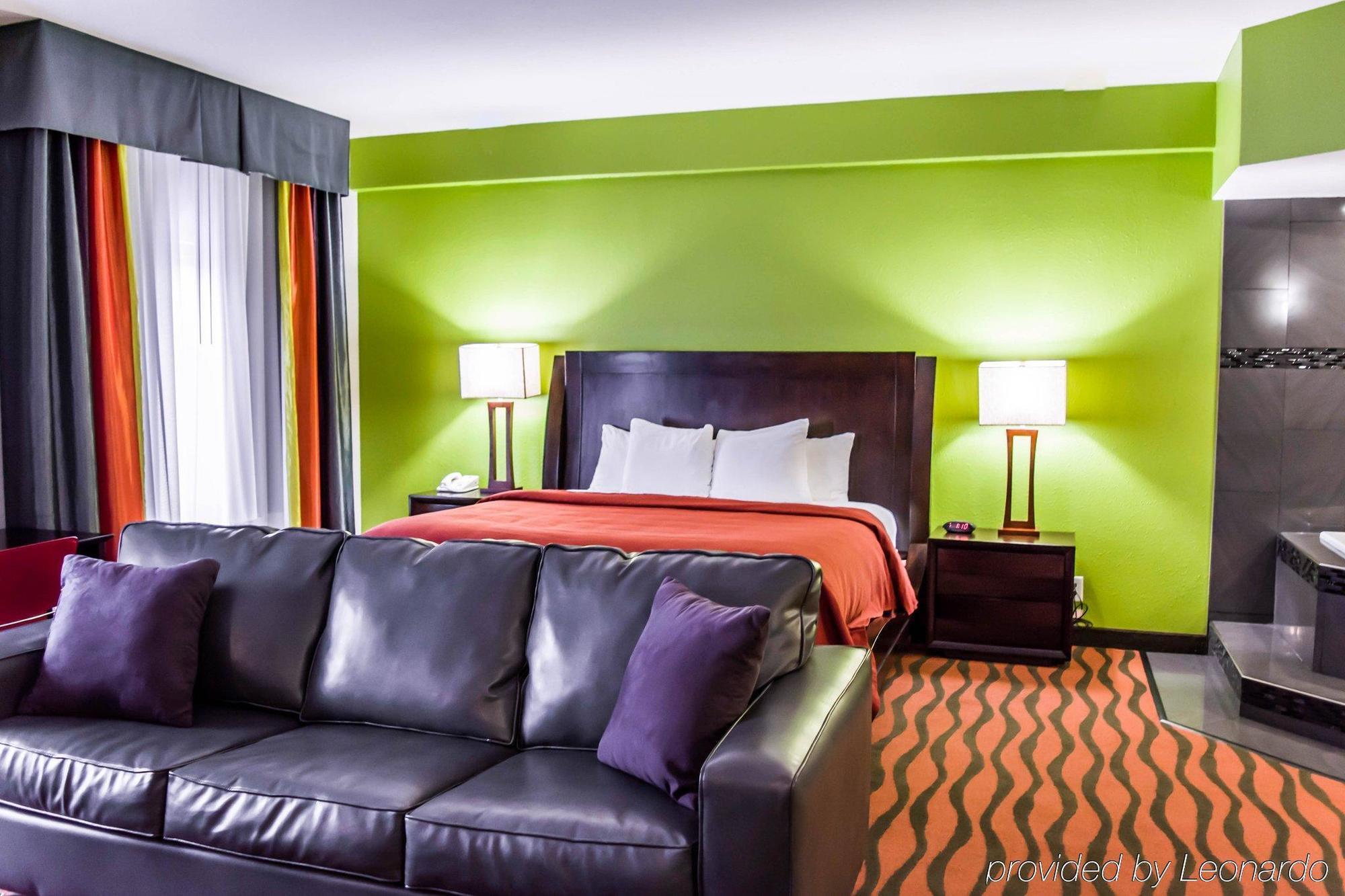 Quality Suites Fort Myers Airport I-75 Zewnętrze zdjęcie