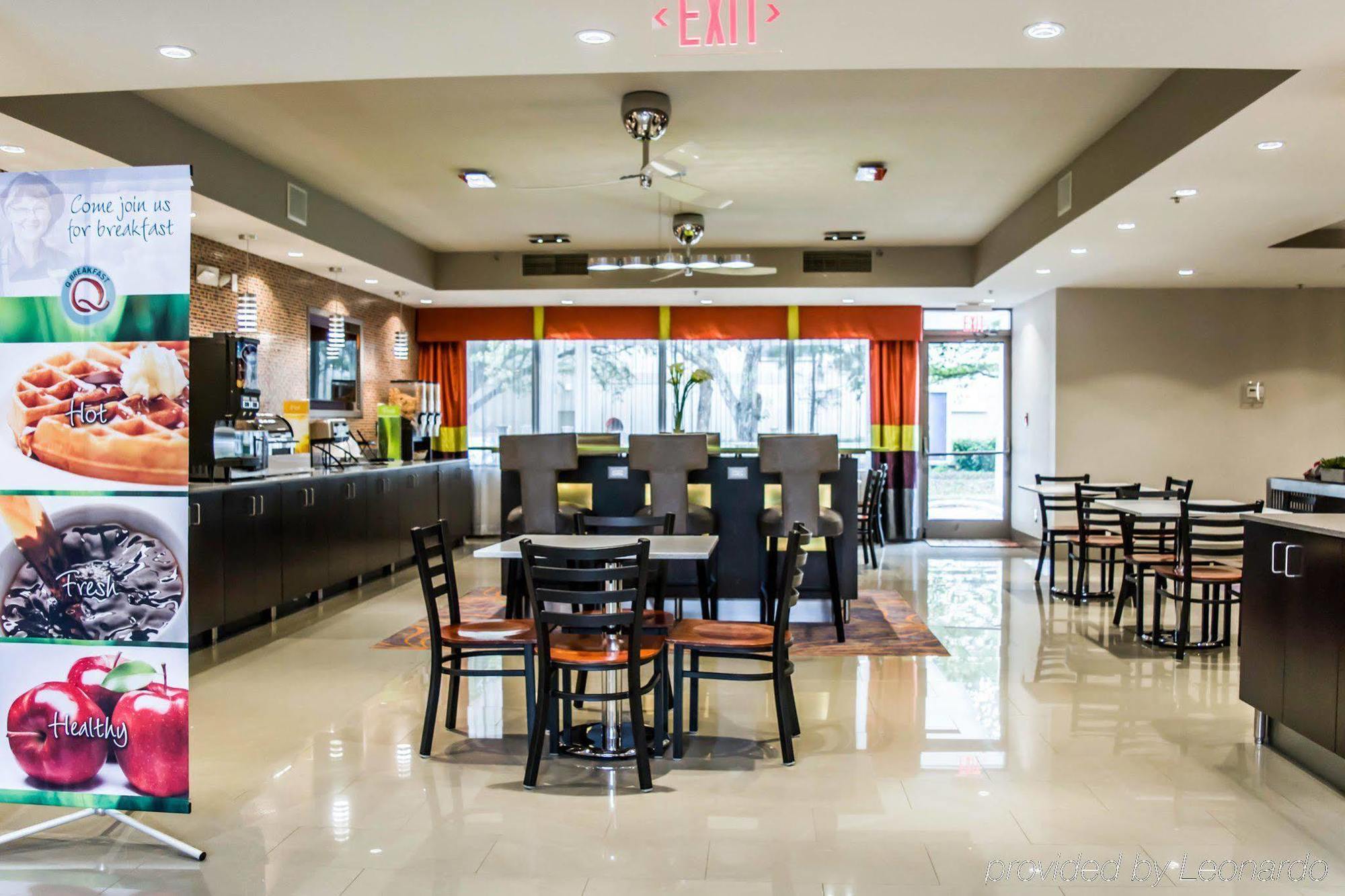 Quality Suites Fort Myers Airport I-75 Zewnętrze zdjęcie
