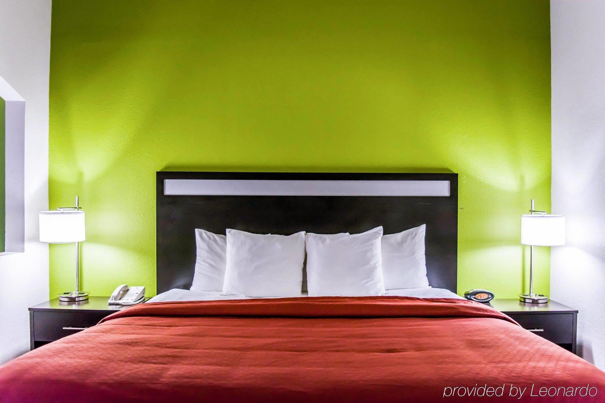 Quality Suites Fort Myers Airport I-75 Zewnętrze zdjęcie