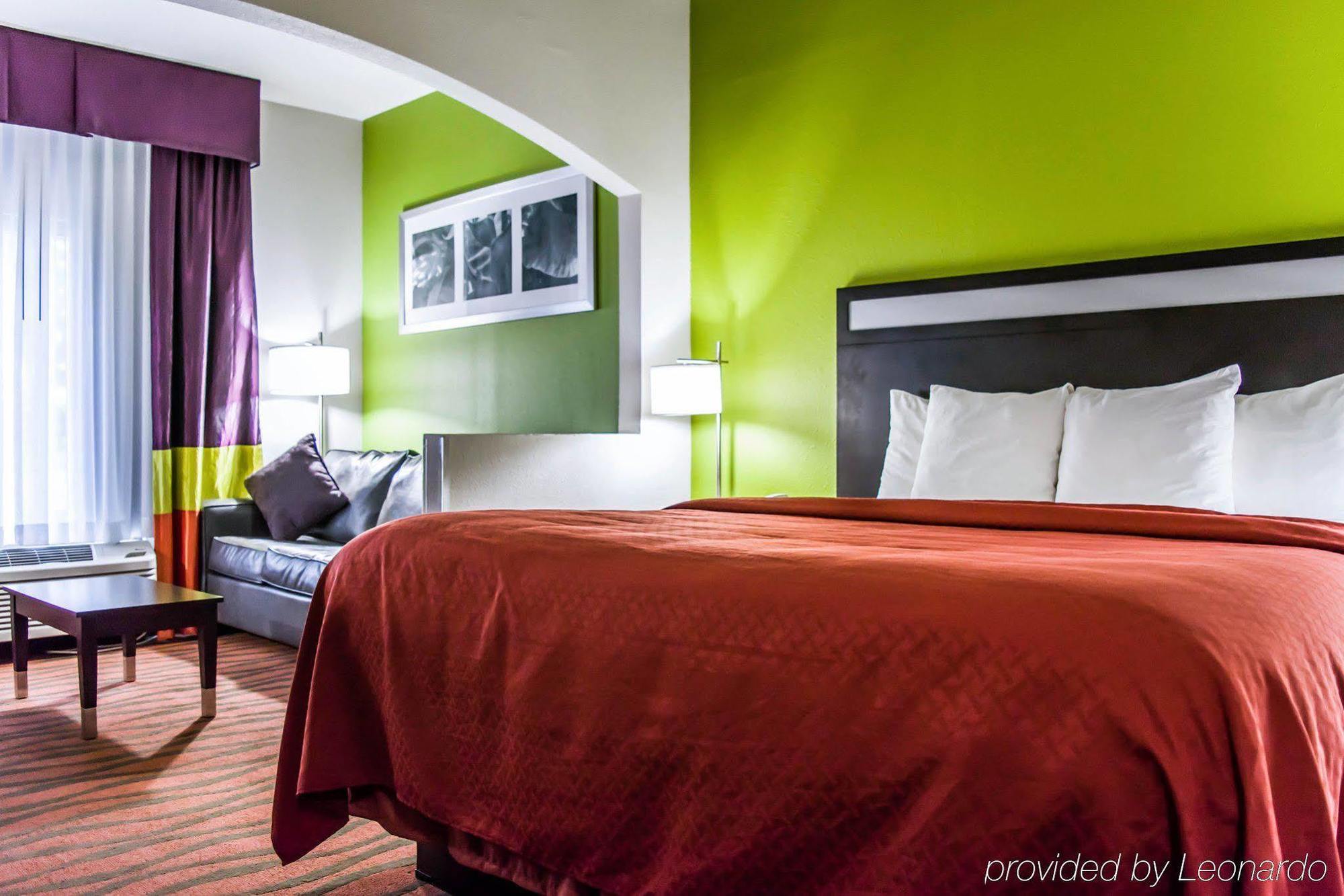 Quality Suites Fort Myers Airport I-75 Zewnętrze zdjęcie