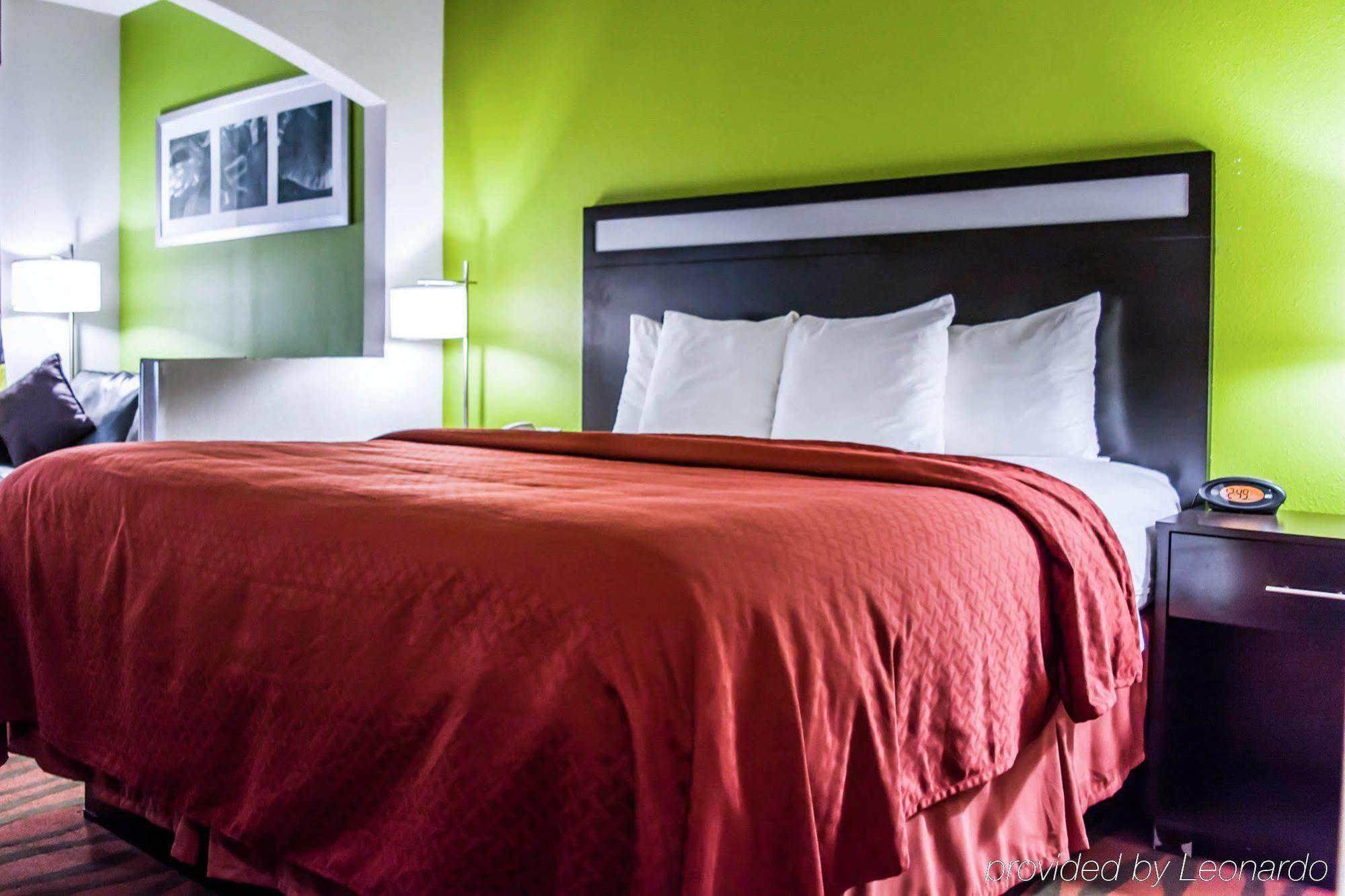 Quality Suites Fort Myers Airport I-75 Zewnętrze zdjęcie