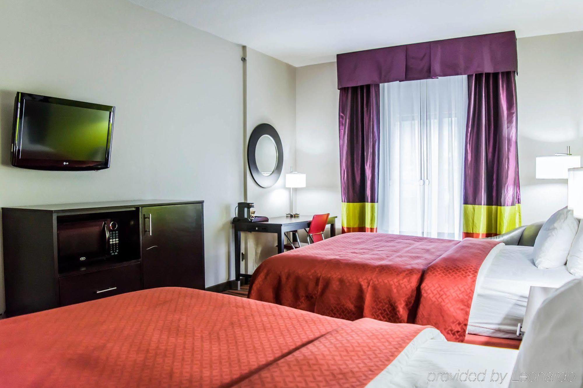 Quality Suites Fort Myers Airport I-75 Zewnętrze zdjęcie