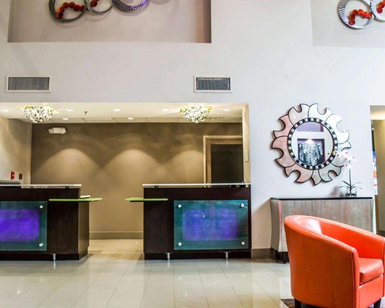 Quality Suites Fort Myers Airport I-75 Zewnętrze zdjęcie